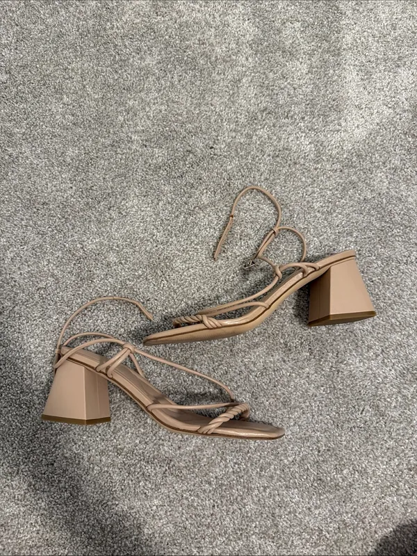 Marc Fisher Block Heels - Image 2
