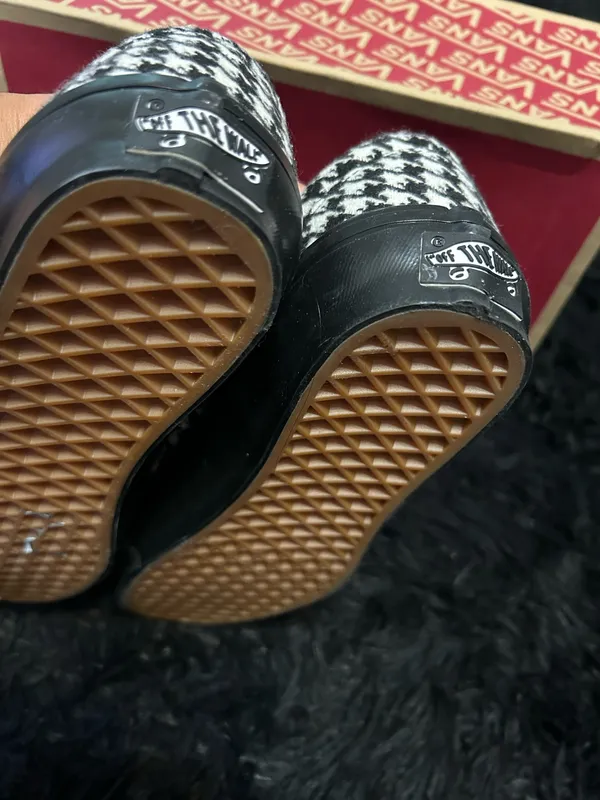 VANS LX Classic slip on 98 black&white shoes sneakers women’s 7 new - Image 5