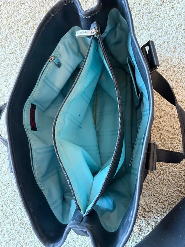 Tumi Soft Travel Satchel Handbag Purse Corporate Business Designer Luxury - Image 10