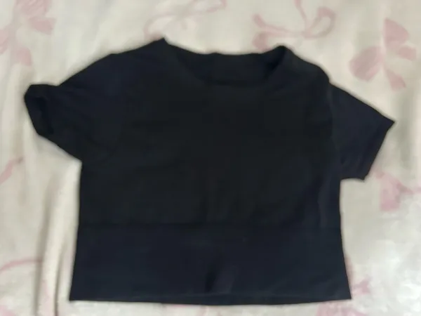 Athletic top - Image 2