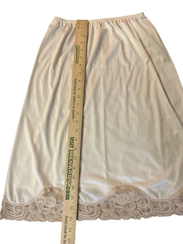 Vanity Fair Half Slip Cream Beige Lace Hem Womens S 24" Nylon Used USA - Image 9