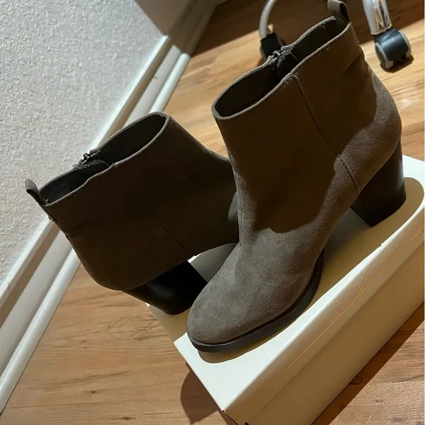 Old Navy Booties - Image 2