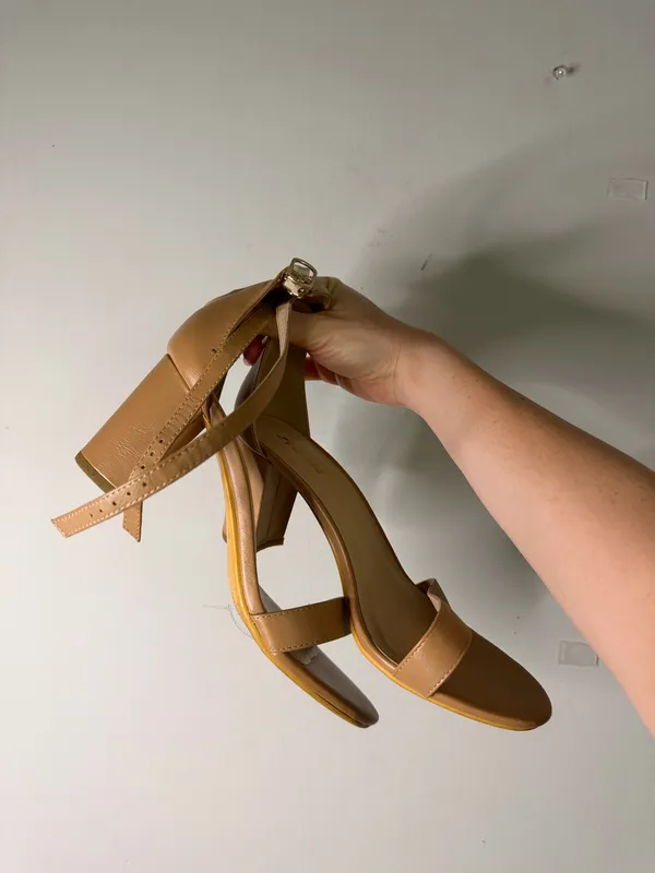 Women’s Ankle Strap Sandals in Tan Size 9 - Image 3