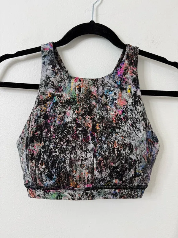 {4} lululemon athletica High-Neck Sports Bra in Vitalize Multi Print - Image 3