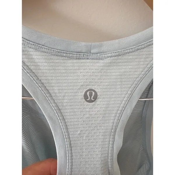 Lululemon Swiftly Tech Racerback Tank Top 2.0 Race Length Light Blue Size 6 - Image 3