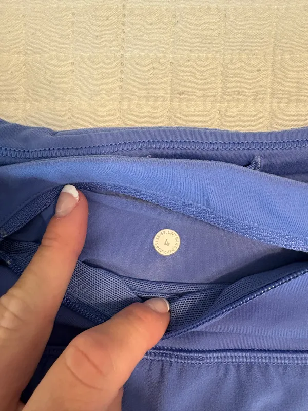 Lululemon Shorts Speed Up 4 inch high rise - Image 3