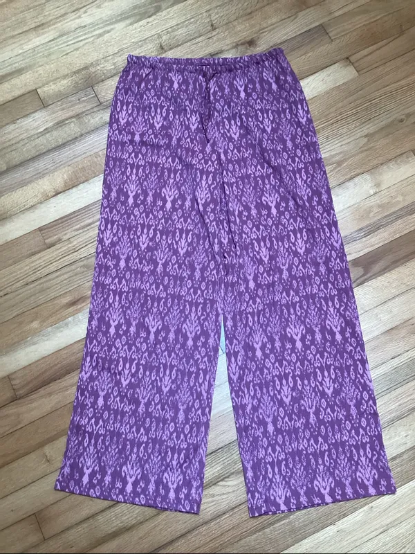NWT Divided H&M dark pink patterned pull on pants size medium - Image 2