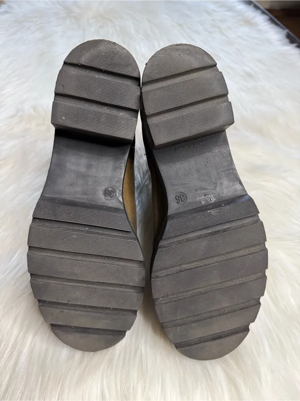 Anthropologie Olive Brown Leather Dale Chelsea Lug Sole Ankle Boots - Image 6