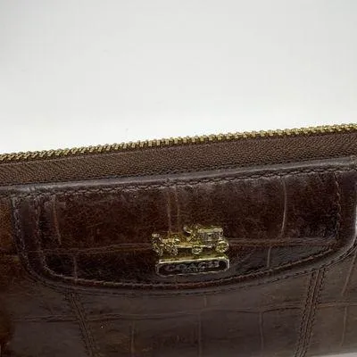 Coach Brown Croc Embossed Leather Zip Wallet - Image 2