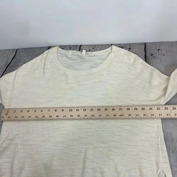 Anthropologie Moth Womans Ivory Tan Sweater Oversized Long Tunic Slits size XS - Image 14