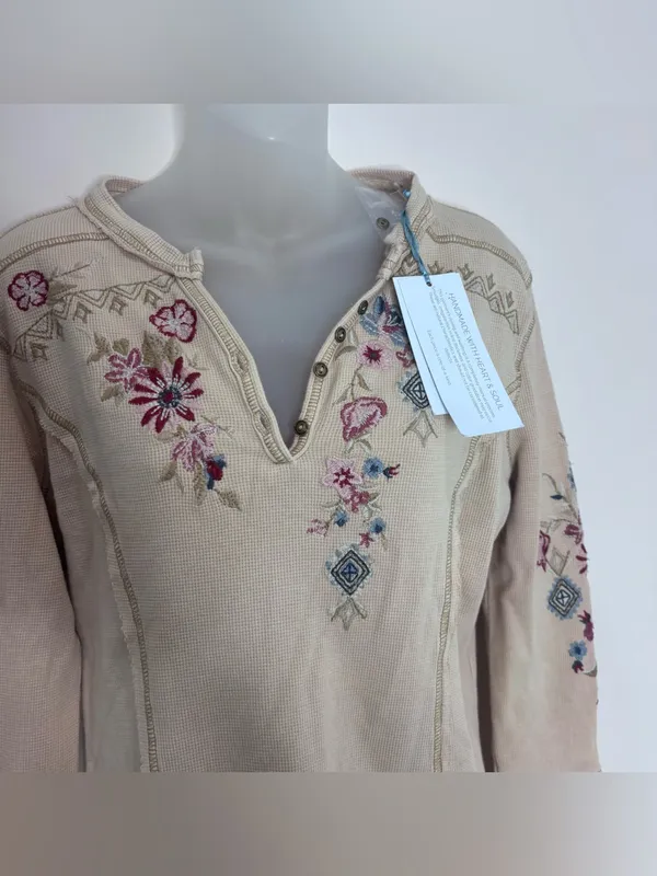 Anthropologie Caite NWT Cream Embroidered Henley Long-Sleeve Top Small - Image 3