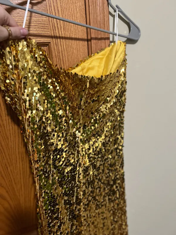 Beautifly Gold sequin gown - Image 7