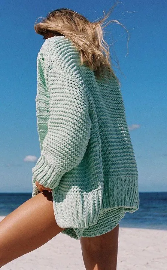 Sabo Skirt Mint Chunky Panama Cardi and Shorts Set. Size Medium Cardigan:Small Shorts:Medium - Image 6