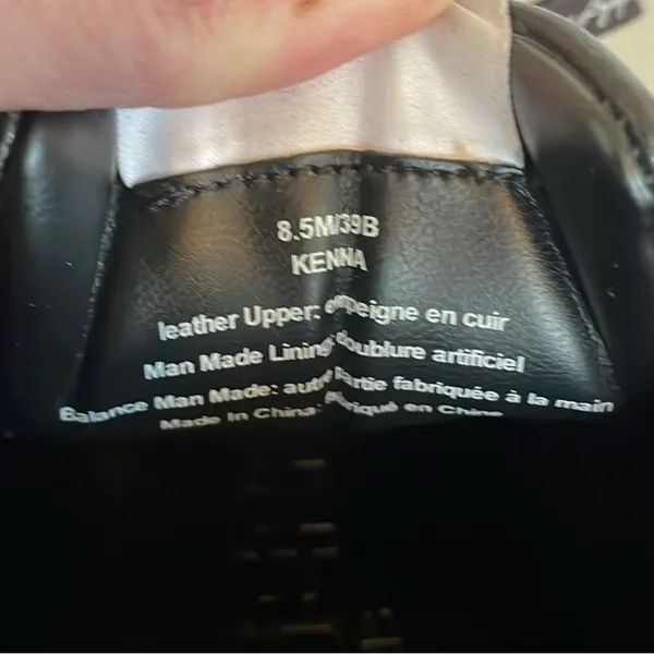 KARL LAGERFELD Kenna Leather Black Pin Logo Sneakers $130 EUC Wmn 8.5 - Image 7