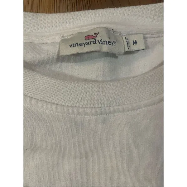 Vineyard Vines womens white sweatshirt size‎ medium - Image 3