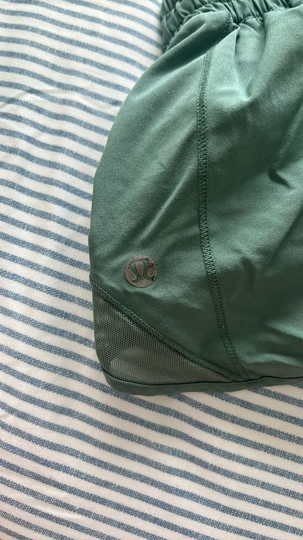 Lululemon Shorts Hotty Hot - Image 6