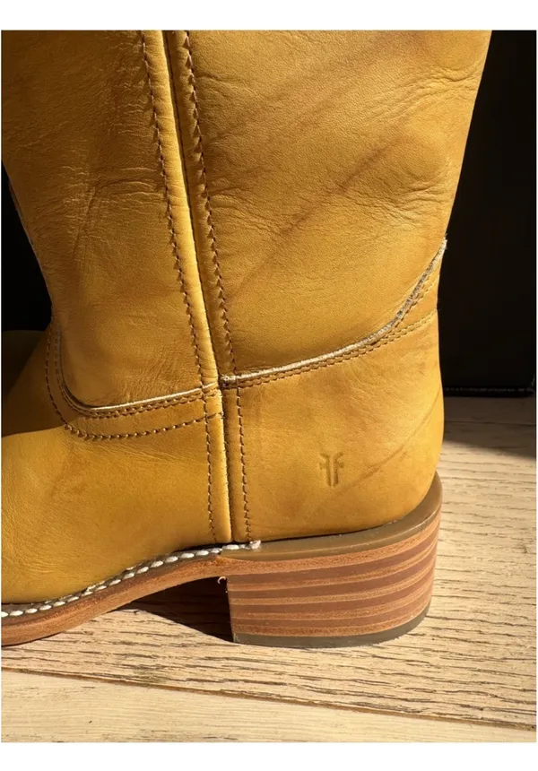 Frye Women’s Campus Boots - Image 5