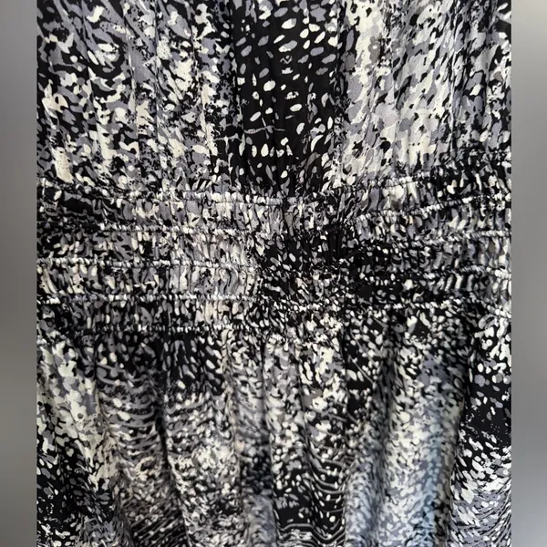 Ramy Brook Audrey Smocked Midi Silk Dress Black and White Print Sz S‎ - Image 5