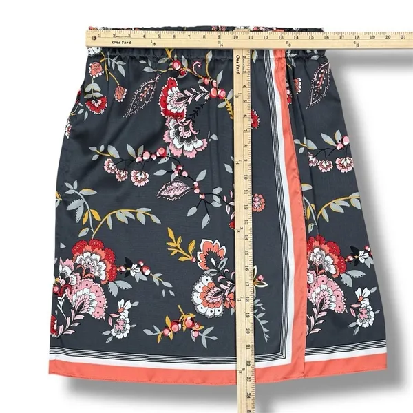 Loft Floral‎ Satin Faux Wrap Scarf Skirt Grey Coral Medium - Image 12