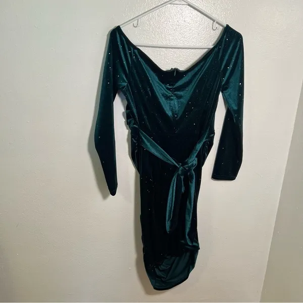 Women's Sz Large Off Shoulder Velvet Dress Emerald Green Rhinestones Long Sleeve - Image 7