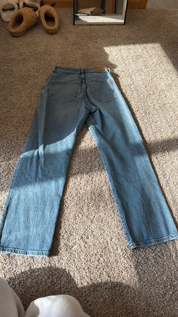 Madewell Curvy 90s Straight Jeans - Image 2