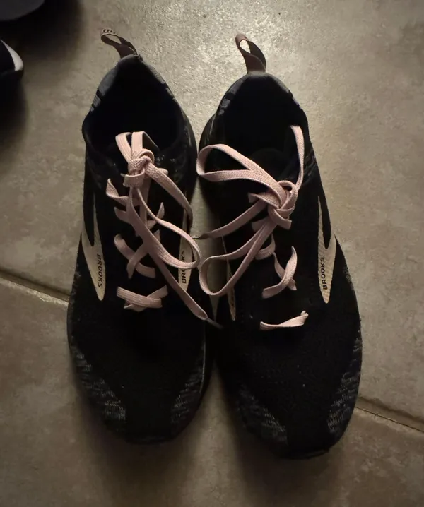 Black Size 8 - Image 3