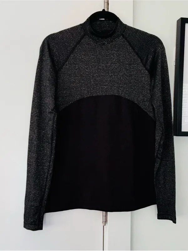 Women's Nike Pro Warm Long sleeve mockneck black/silver reflective top size M - Image 6