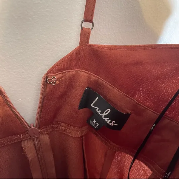 Lulu’s Look of Luxe Rusty Rose Satin Asymmetrical Wide-Leg Jumpsuit size XS - Image 8