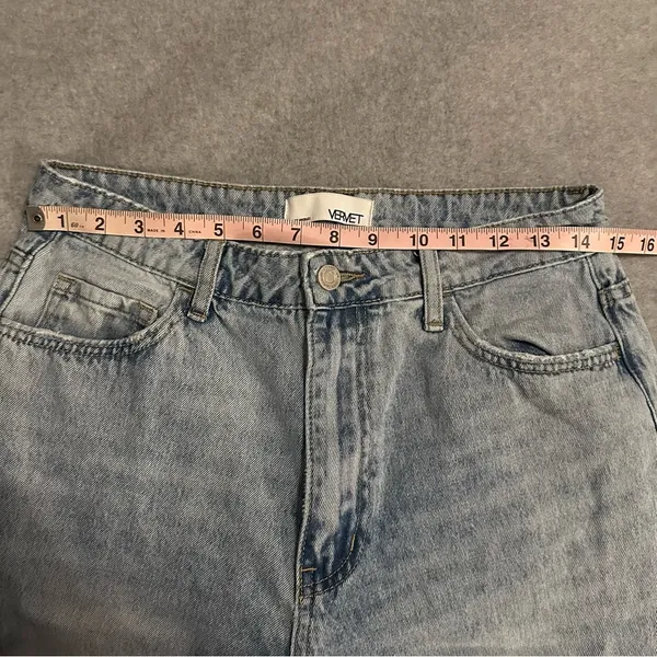 Vervet wide leg distressed light wash denim jeans size 29 - Image 6