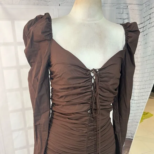 🔥5/$25 sale🔥 Zara Brown Long Sleeve Puff Sleeve ruched Body con Dress Size S - Image 6
