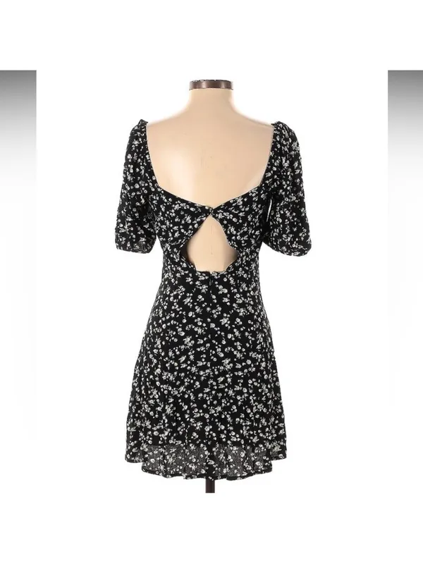 & other stories Black Floral Square-Neck Mini Dress - Image 3