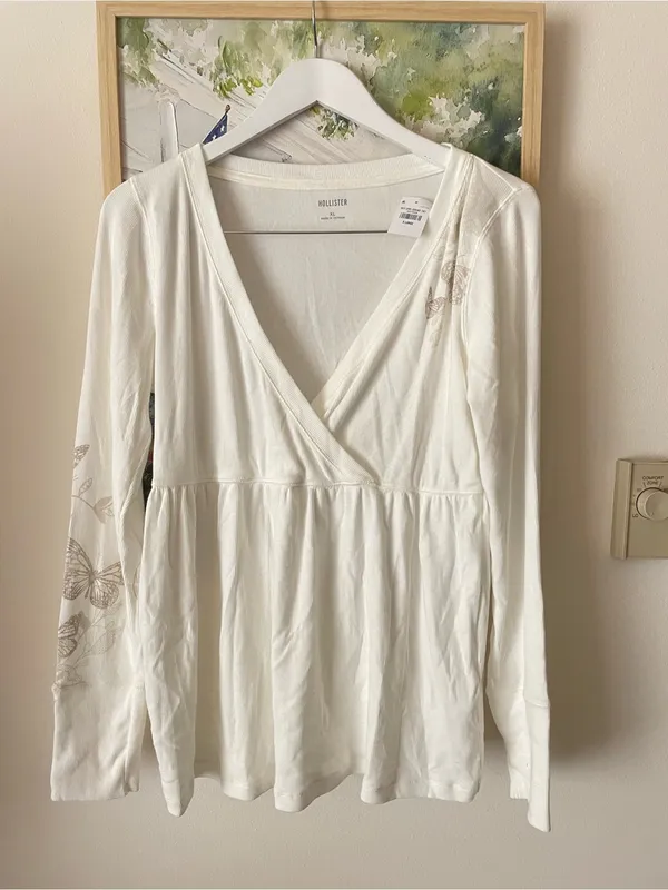 Hollister Y2K Modern Style Easy Long Sleeve Butterfly Pattern Babydoll Top New - Image 2
