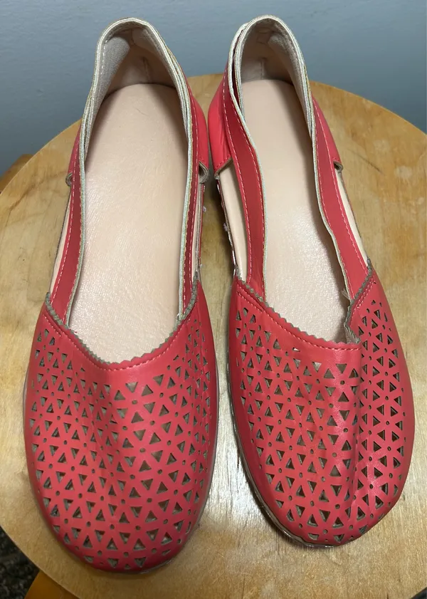 New, women's shoes Unbranded. Size 7.5. $27. - Image 4