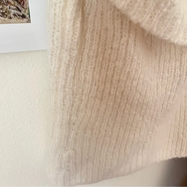 Reformation Satine Sleeveless Foldover Sweater in White Ivory Cream Size Large - Image 5