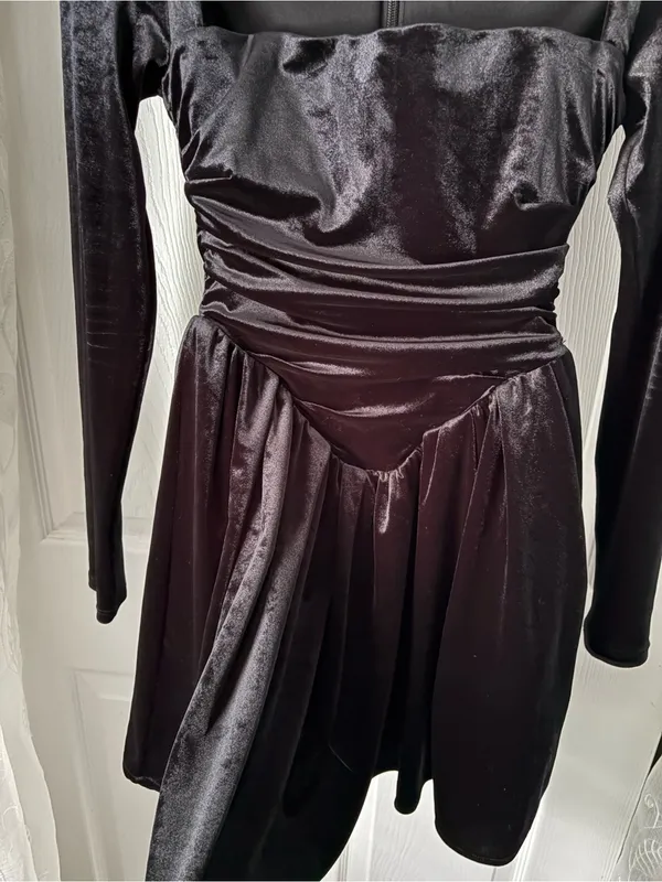 Oh Polly Black flattering Tera Velvet Square Neck Mini Dress corset bodice sz 2 - Image 6