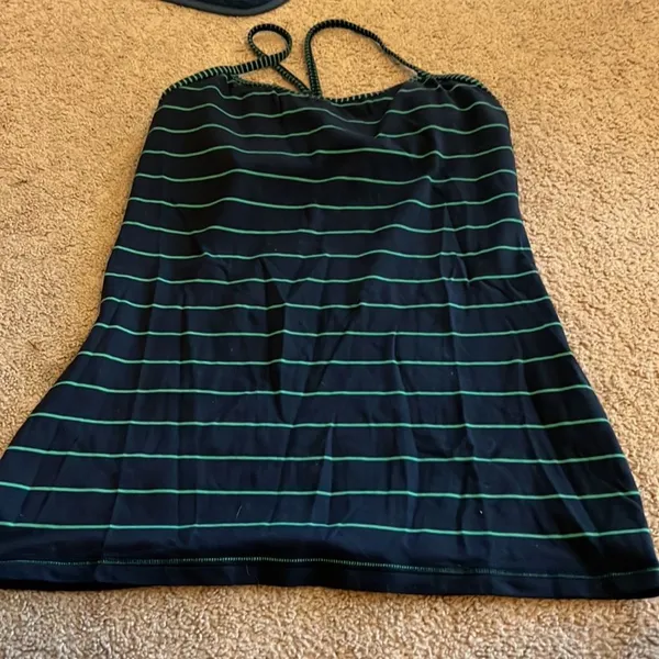 Lululemon tank top 8‎ - Image 2