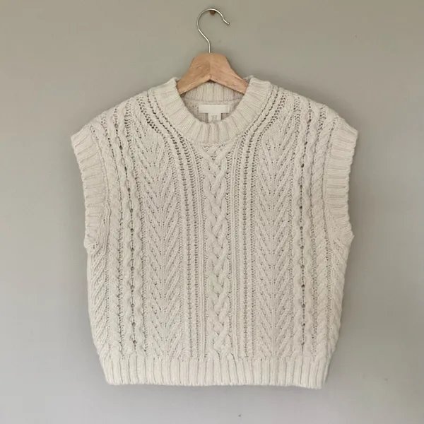 H&M Cable Knit Sweater Vest - Image 2