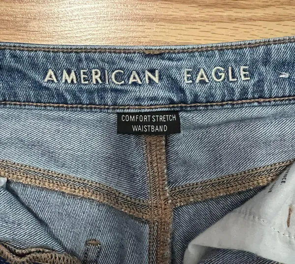American Eagle Outfitters Moms Jeans - Image 3