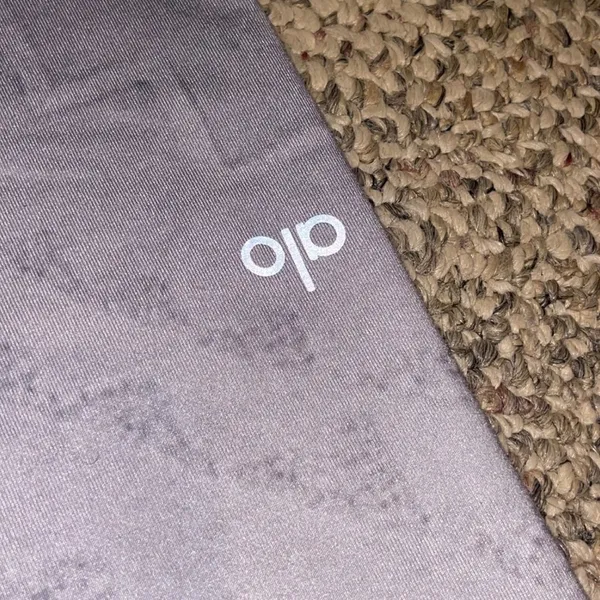 Alo Leggings - Image 3