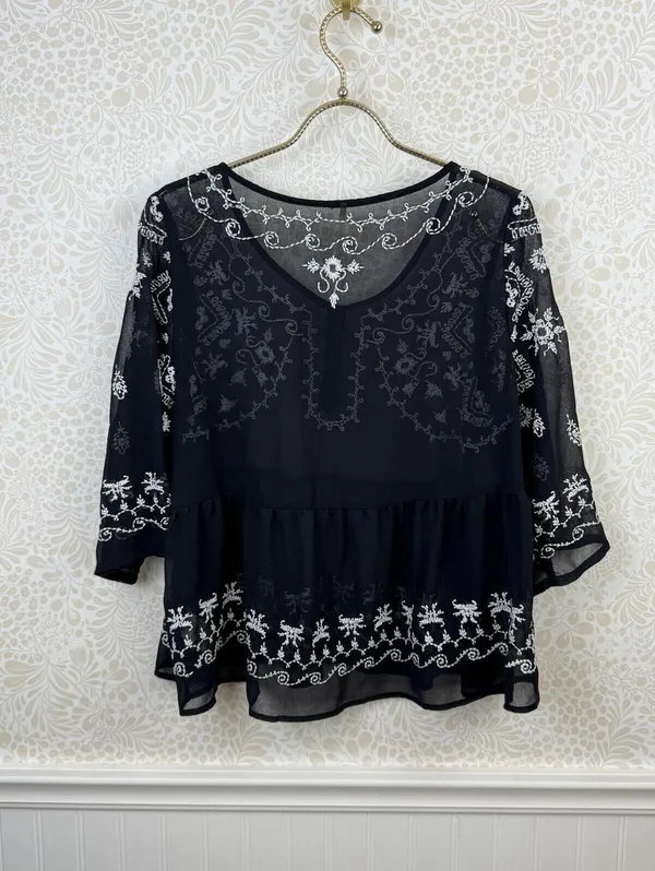 Free People Black and White Sheer Embroidered Peasant Blouse - Size - Medium - Image 5