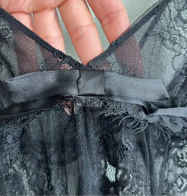 Victoria’s Secret Black Lace See Through Scalloped Babydoll Chemise. Size Large - Image 8