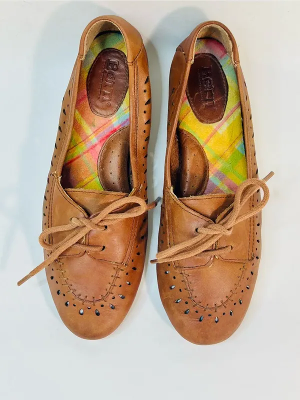 Born Women’s “Verna” Chestnut Brown Leather Perforated Loafer Flat Sz 6.5 - Image 2