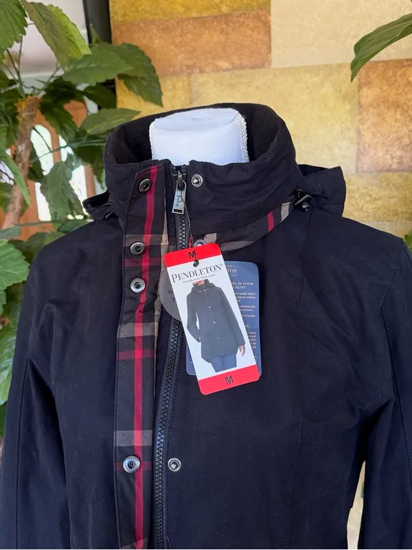 NEW Pendleton Women's Removable Hood Plaid Lining Zip Black Rain Jacket, Size M - Image 4