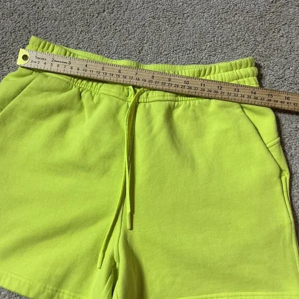Lululemon Loungeful Shorts High-Rise 4"‎ Electric Lemon Fleece Athleisure Size 6 - Image 5