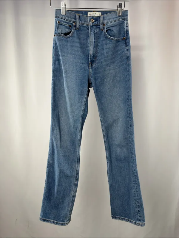 Abercrombie & Fitch The Ankle Straight Ultra High Rise Jean in Blue Size 24 - Image 2