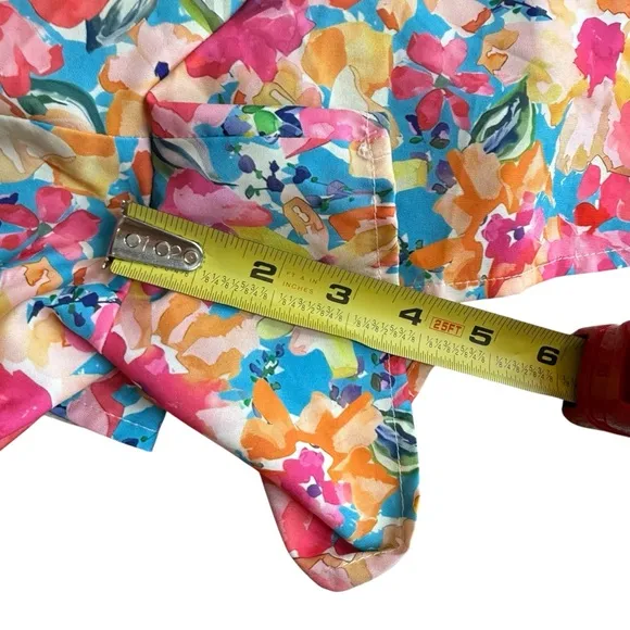 White Fox Women’s Size M Plunge Neck Playsuit Romper Floral Tropical Resort‎ - Image 9