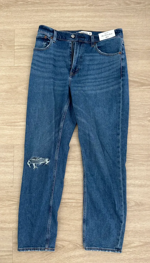 Abercrombie Jeans - Image 3