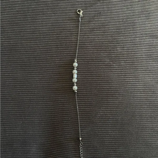 Classic Pearl and Silver Bead Bracelet - White Pearls - Image 2