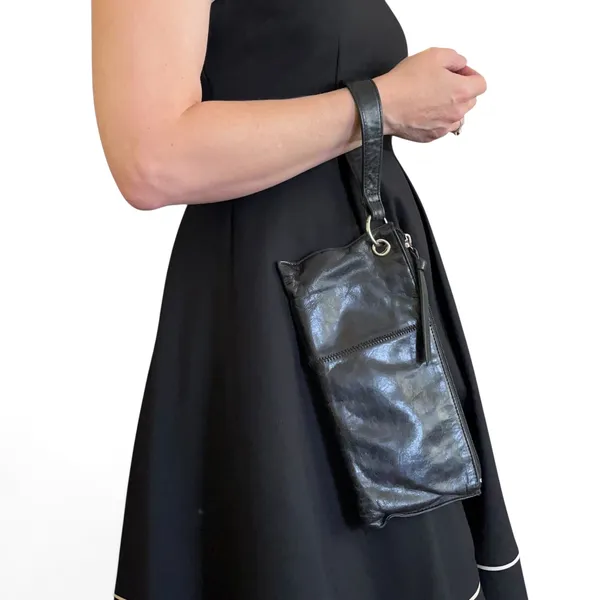 HOBO Vida Black Leather Wristlet Bag - FLAW - Image 2