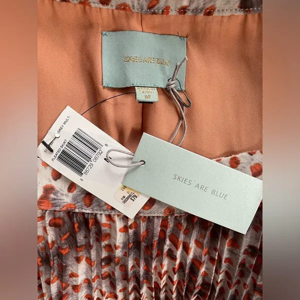 Skies Are Blue Orange Dot Pleated Skirt - Image 2